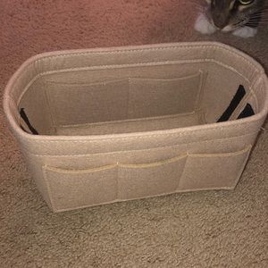 Purse organizer
